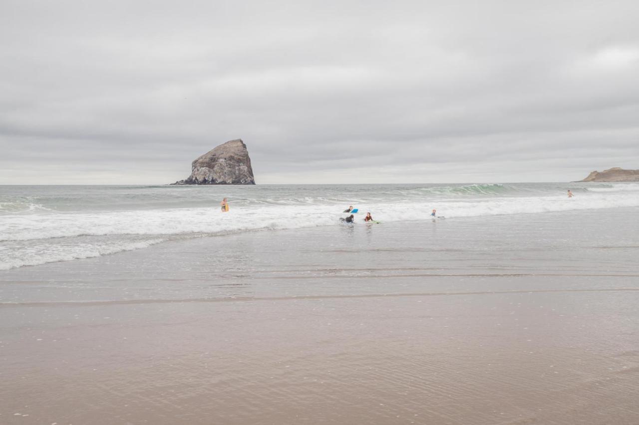 The Undertow Villa Pacific City Exterior photo